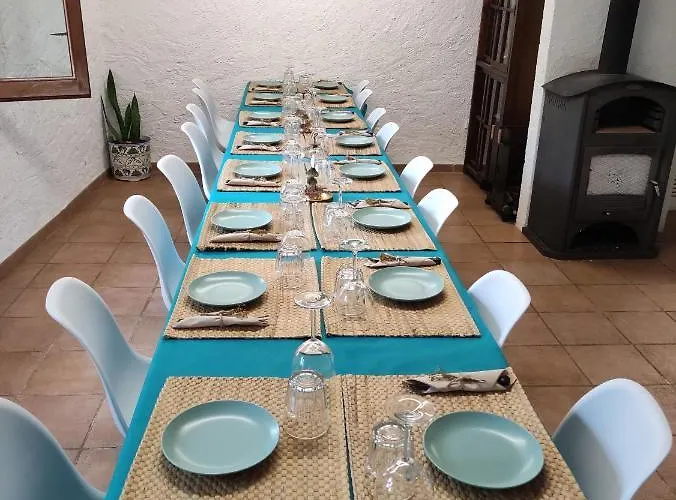 Refugi De Muntanya Els Masets Albergue La Riba